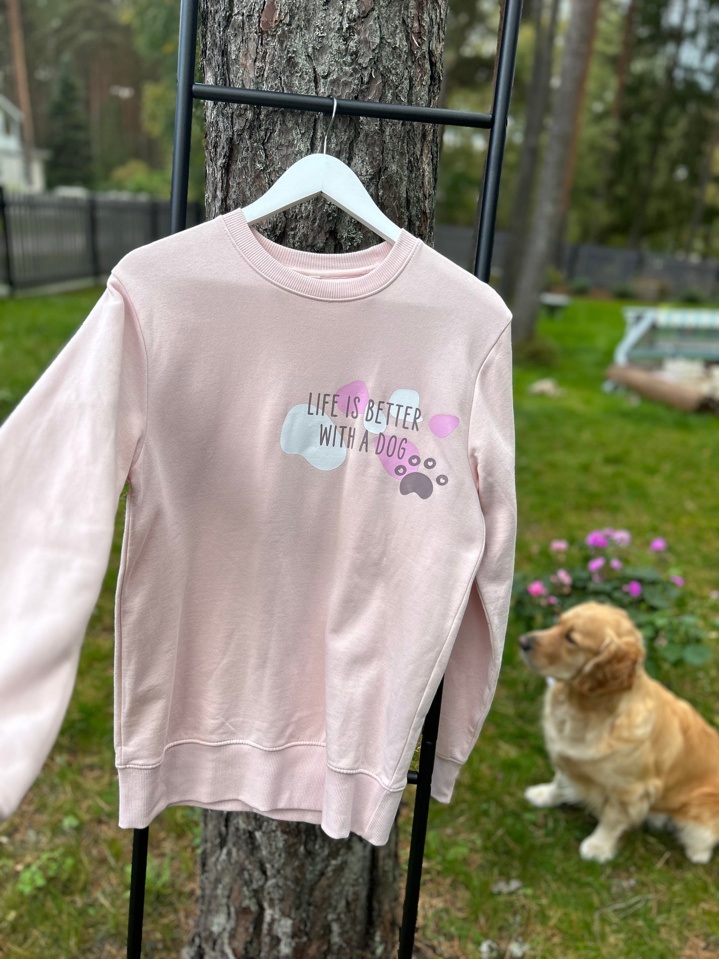 Pusa "Life is better with a dog"